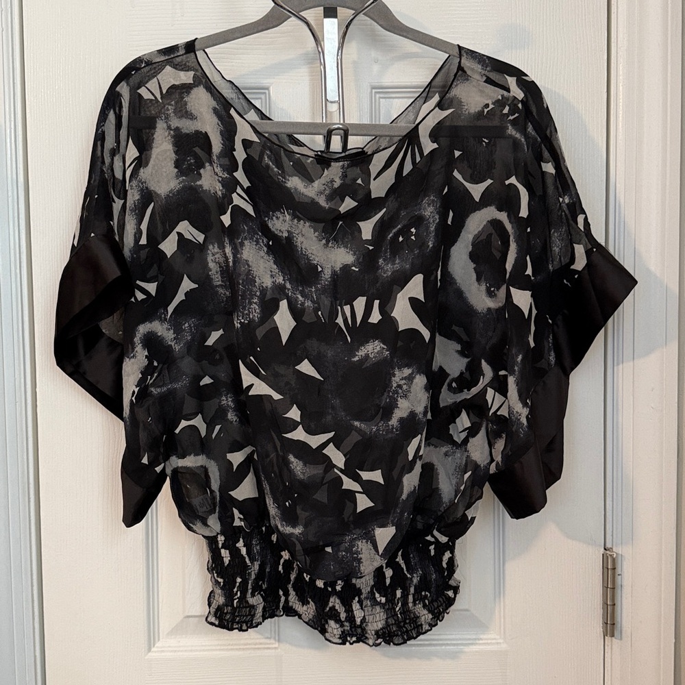 Express Black and Gray Abstract Blouse